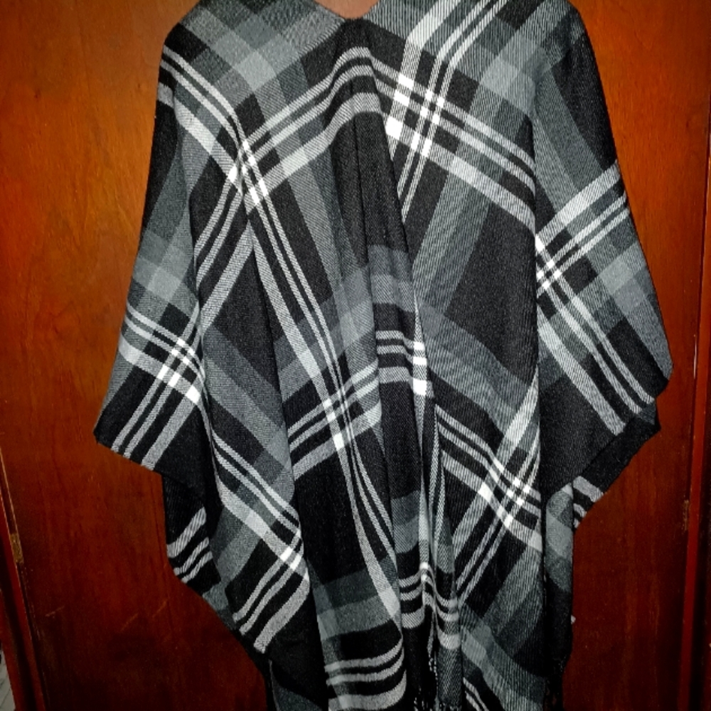 Womens poncho